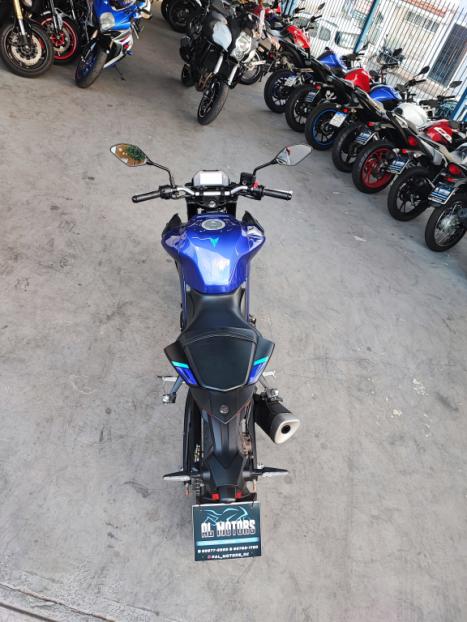YAMAHA MT-03 300 ABS, Foto 7