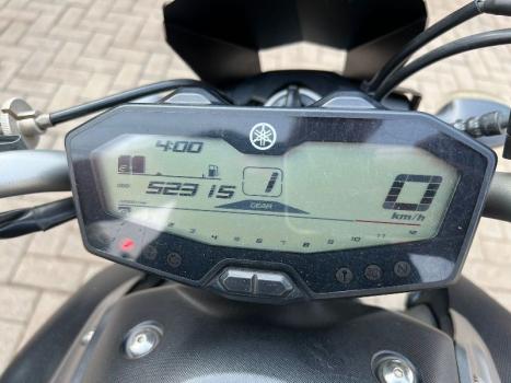 YAMAHA MT-07 700 , Foto 4