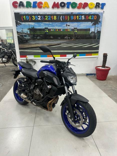 YAMAHA MT-07 700 , Foto 12