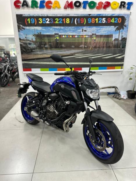 YAMAHA MT-07 700 , Foto 14