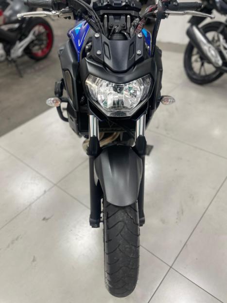 YAMAHA MT-07 700 , Foto 10