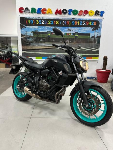 YAMAHA MT-07 700 ABS, Foto 5