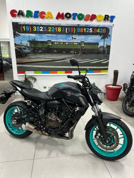 YAMAHA MT-07 700 ABS, Foto 12