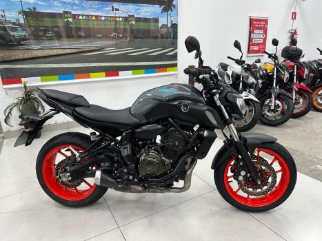 YAMAHA MT-07 700 ABS, Foto 1