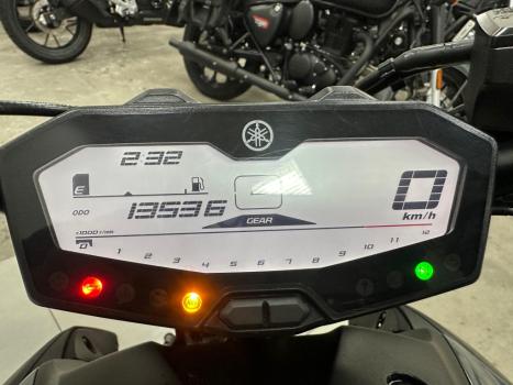 YAMAHA MT-07 700 ABS, Foto 9