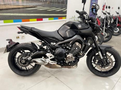 YAMAHA MT-09 850 , Foto 7