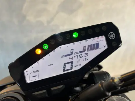 YAMAHA MT-09 850 ABS, Foto 6