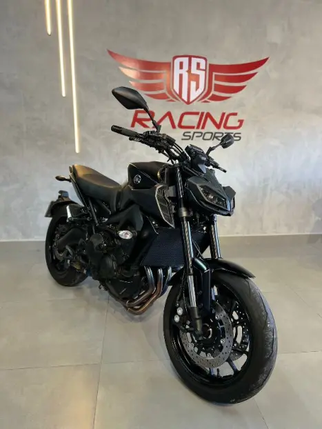 YAMAHA MT-09 850 ABS, Foto 7