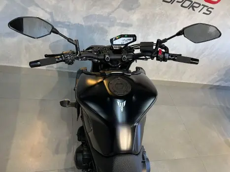 YAMAHA MT-09 850 ABS, Foto 8