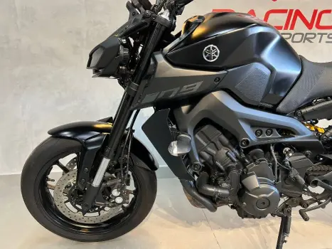 YAMAHA MT-09 850 ABS, Foto 14