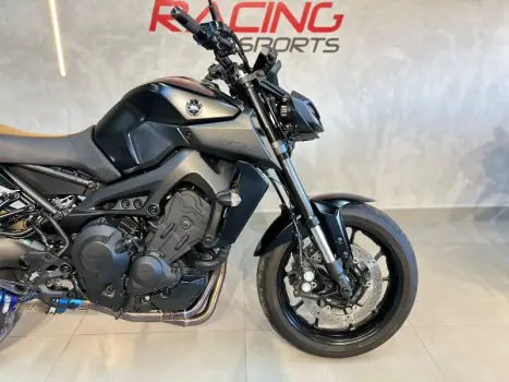 YAMAHA MT-09 850 ABS, Foto 15