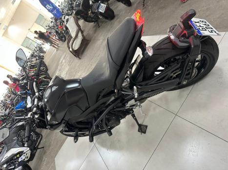 YAMAHA MT-09 850 ABS, Foto 4