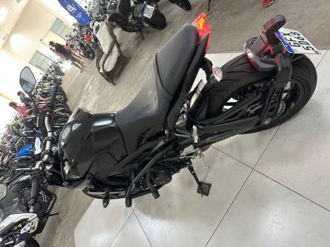 YAMAHA MT-09 850 ABS, Foto 10