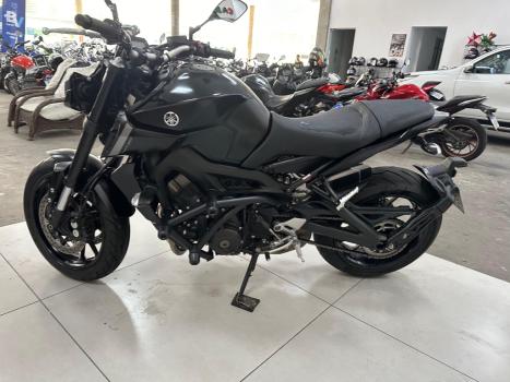 YAMAHA MT-09 850 ABS, Foto 11