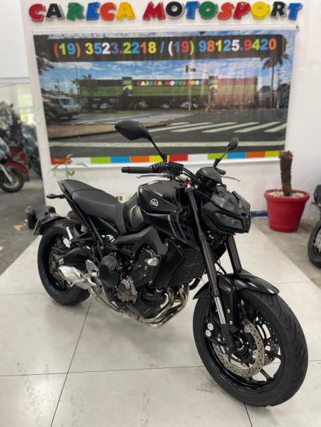 YAMAHA MT-09 850 ABS, Foto 1