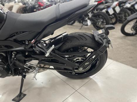 YAMAHA MT-09 850 ABS, Foto 6