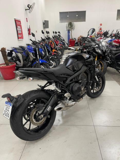 YAMAHA MT-09 850 ABS, Foto 11