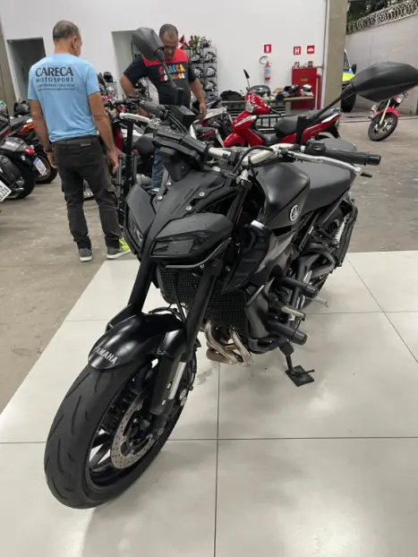 YAMAHA MT-09 850 ABS, Foto 11