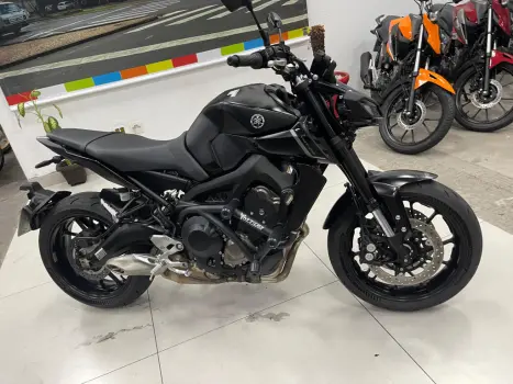 YAMAHA MT-09 850 ABS, Foto 12