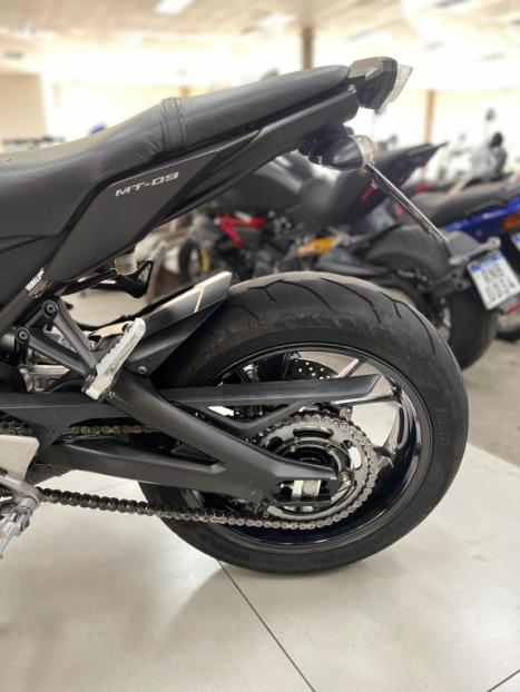 YAMAHA MT-09 850 ABS, Foto 10