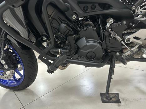 YAMAHA MT-09 Tracer GT 900 , Foto 3