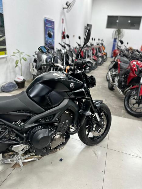 YAMAHA MT-09 Tracer 850 , Foto 3