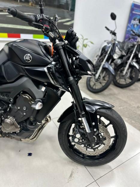 YAMAHA MT-09 Tracer 850 , Foto 4
