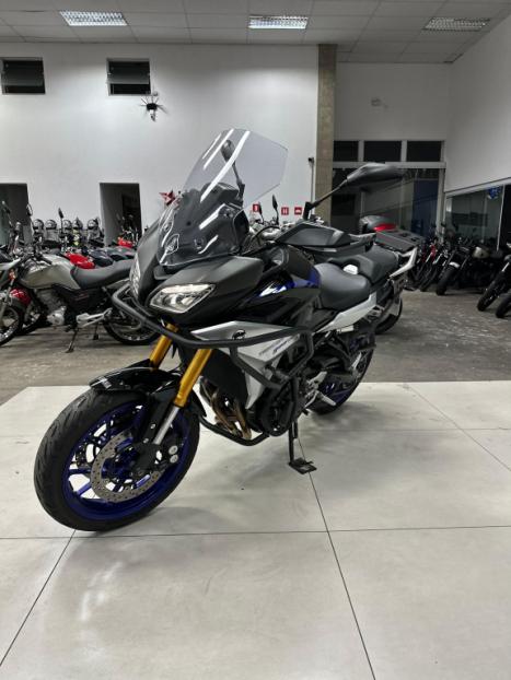 YAMAHA MT-09 Tracer GT 900 , Foto 2