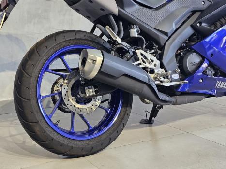 YAMAHA R 15 , Foto 6
