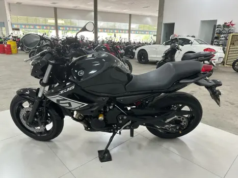 YAMAHA XJ6 600 N, Foto 8