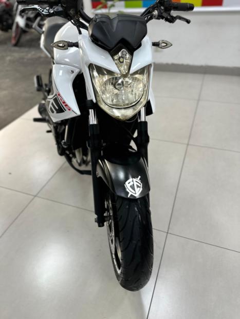 YAMAHA XJ6 600 N, Foto 3
