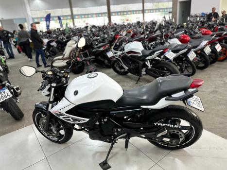 YAMAHA XJ6 600 N, Foto 8