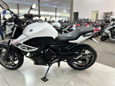 YAMAHA XJ6 600 N, Foto 9