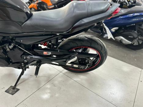 YAMAHA XJ6 600 N, Foto 5