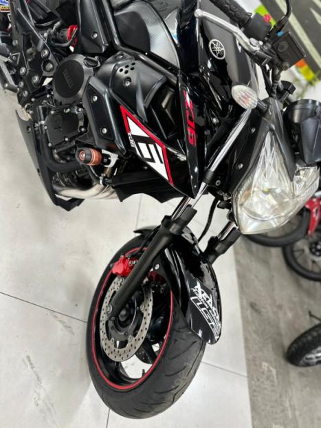 YAMAHA XJ6 600 N, Foto 8