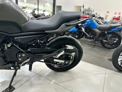 YAMAHA XJ6 600 N, Foto 5