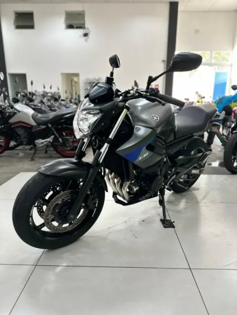 YAMAHA XJ6 600 N, Foto 7