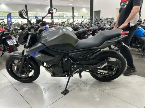 YAMAHA XJ6 600 N, Foto 11