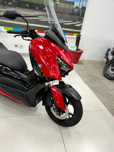 YAMAHA Xmax 250 , Foto 6