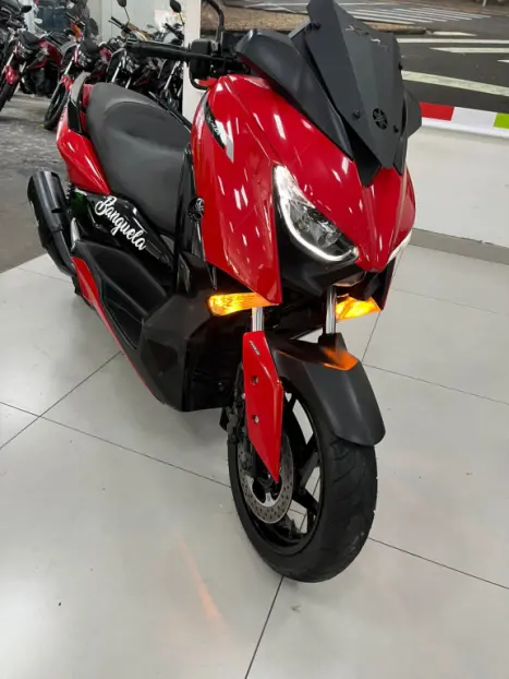 YAMAHA Xmax 250 , Foto 3