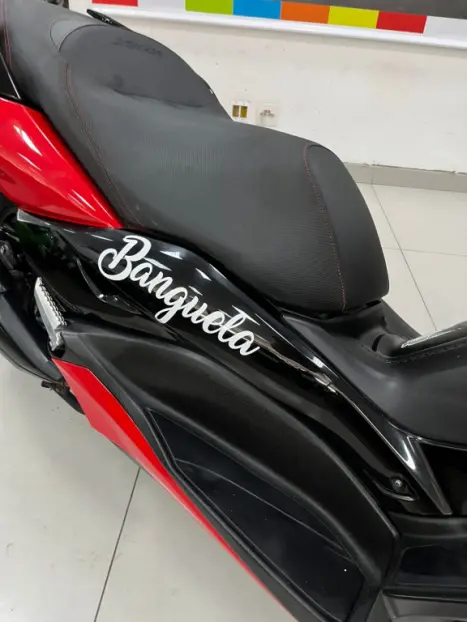 YAMAHA Xmax 250 , Foto 4