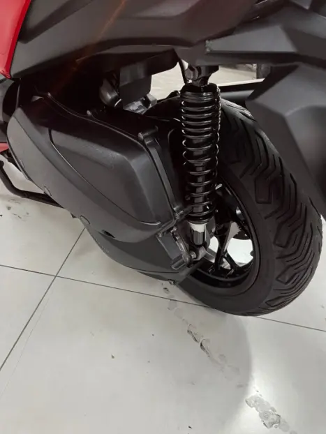 YAMAHA Xmax 250 , Foto 6