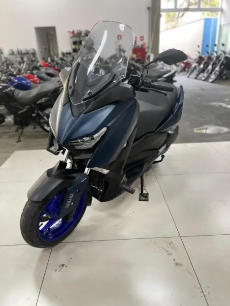 YAMAHA Xmax 250 , Foto 4