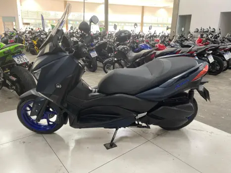 YAMAHA Xmax 250 , Foto 6