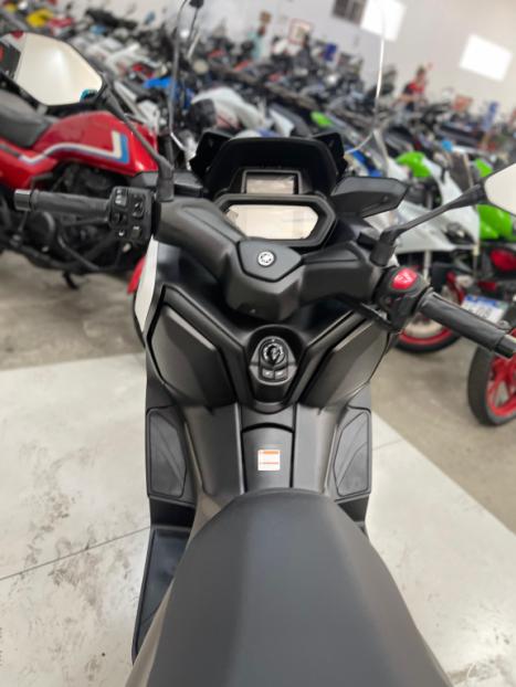 YAMAHA Xmax 250 , Foto 5