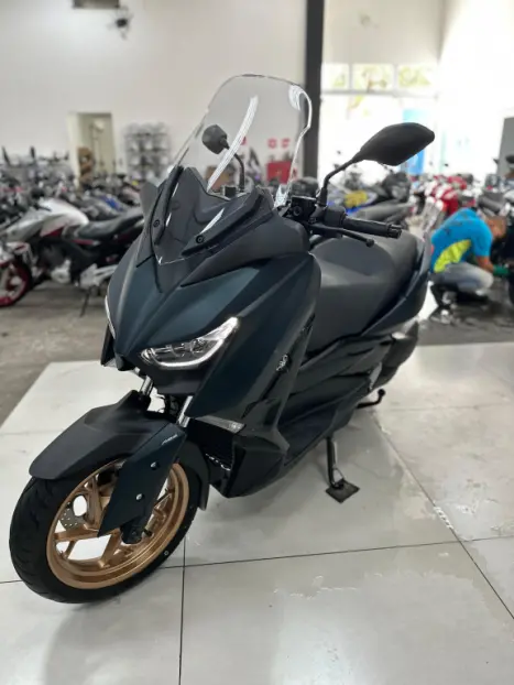 YAMAHA Xmax 250 , Foto 11