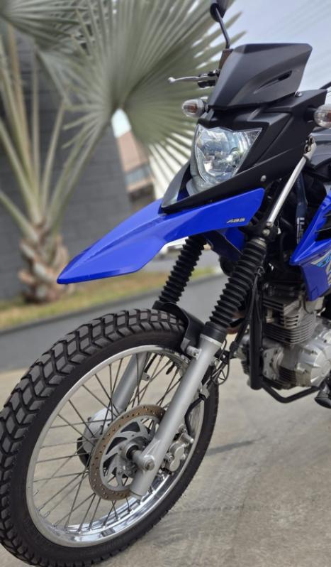 YAMAHA XTZ 150 Crosser Z, Foto 2