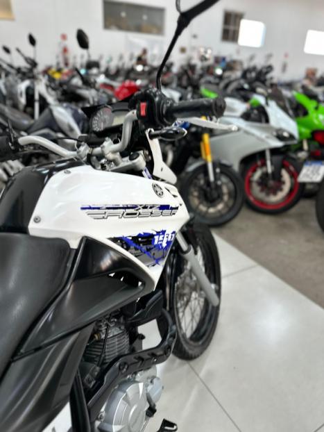 YAMAHA XTZ 150 Crosser E, Foto 4