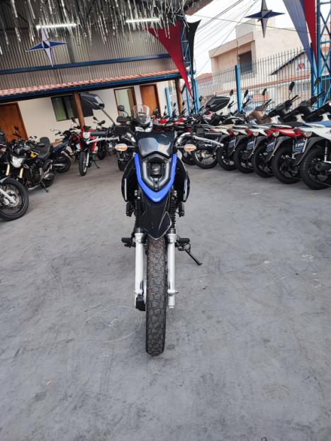 YAMAHA XTZ 150 Crosser Z, Foto 2
