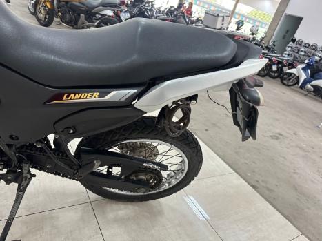 YAMAHA XTZ 250 LANDER, Foto 6